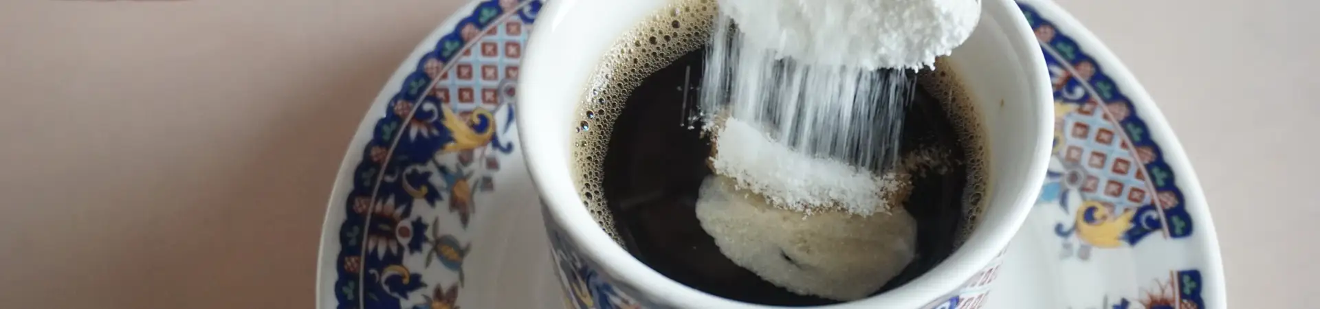 無駄なものを入れない、純度100%の低分子コラーゲン。